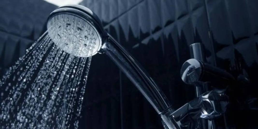 Yıllardır tartışılıyordu, uzmanı son noktayı koydu! Duş sabah mı alınmalı, gece mi? İşte cevabı… 5